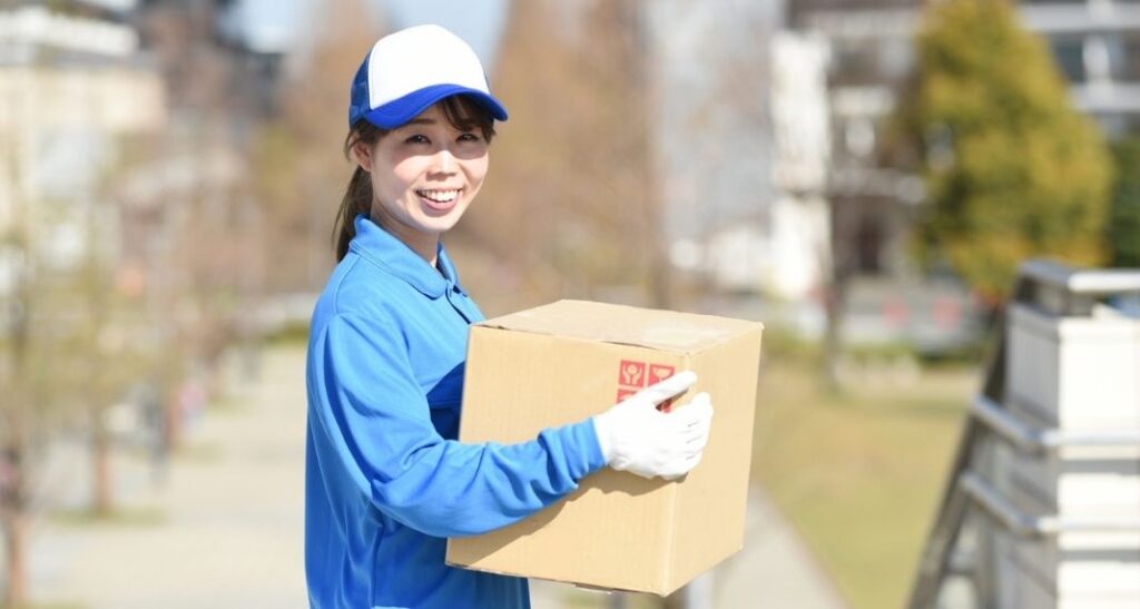 部屋の片付けを不用品回収業者に任せるメリットとは？