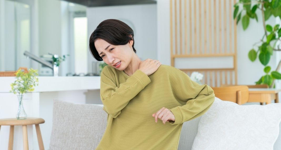 押入れの片付けが体力的にきつい…無理せず進める実家整理の方法のイメージ画像