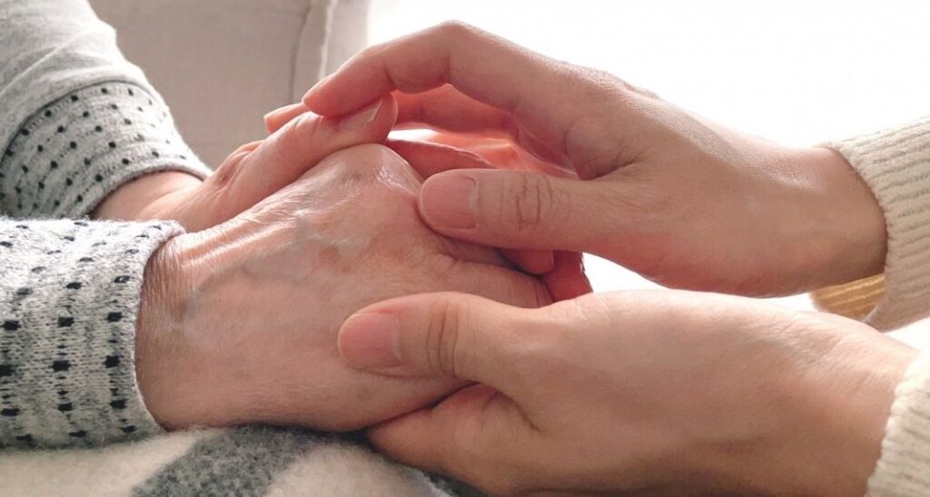 親の施設入居が決まると実家整理が必要になるのイメージ画像